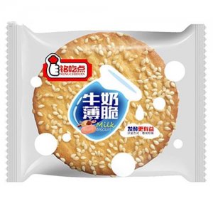銘吃點(diǎn)牛奶薄脆餅干