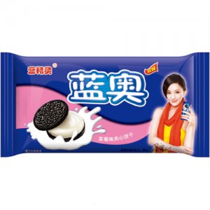 藍(lán)精靈藍(lán)奧草莓味夾心餅干