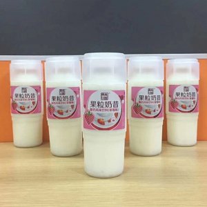 真果甘露果粒奶昔酸奶風(fēng)味飲料草莓味