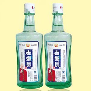 老鄉(xiāng)長酒鴻運(yùn)