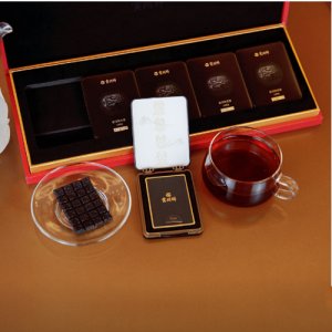 貢潤(rùn)祥復(fù)興號(hào)70周年熟茶膏60g