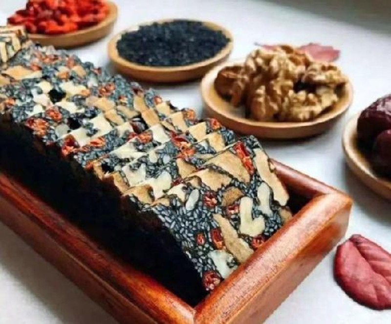 芝麻糕代加工,價(jià)格實(shí)惠跟隨大牌的腳步
