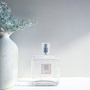 東陽市雨姿化妝品有限公司