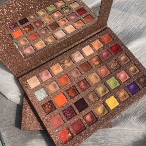 義烏市溫妮化妝品有限公司