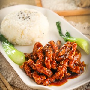 咖喱牛肉蓋澆飯中餐料理包OEM代加工