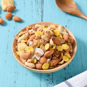 阿寶樂烘焙堅(jiān)果燕麥片干吃沖飲源頭工廠 營(yíng)養(yǎng)早餐懶人速食代餐即食罐裝一站式代加工
