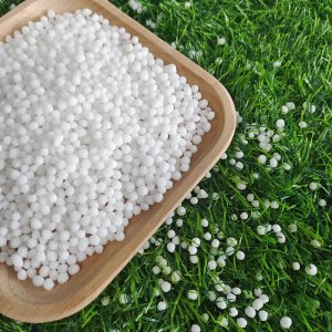 26含量氮肥大量元素肥料小麥玉米水稻追肥返青肥可替代尿素可染色OEM/ODM代加工