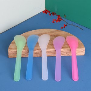 跨境專供 光滑無毛刺PP材質(zhì)調(diào)膜棒美容院調(diào)膜工具白色透明 面膜棒